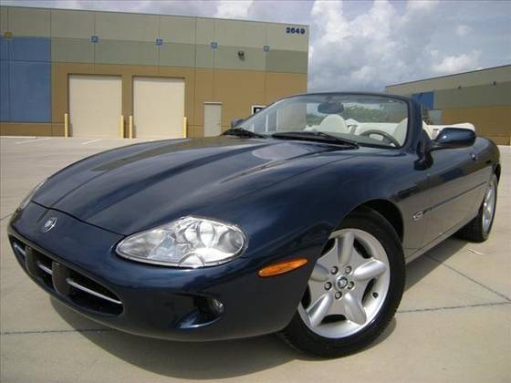 JAGUAR XK8 4.0 CONVERSÍVEL V8 32V GASOLINA 2P AUTOMÁTICO JAGUAR XK8 4.0 CONVERSÍVEL V8 32V GASOLINA 2P AUTOMÁTICO